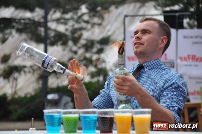 Zdjęcie w galerii na portalu naszraciborz.pl: Wystrzałowy piknik dla wykonawców nowego bloku Elektrowni Jaworzno III  wiadomości z regionu