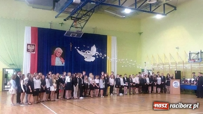 Zdjęcie w galerii na portalu naszraciborz.pl: Uczeń Gimnazjum nr 3 finalistą Olimpiady Myśli Jana Pawła II wiadomości z regionu