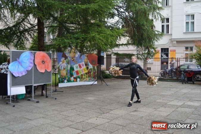 Zdjęcie w galerii na portalu naszraciborz.pl: Piknik rodzinny w SP 4  wiadomości z regionu
