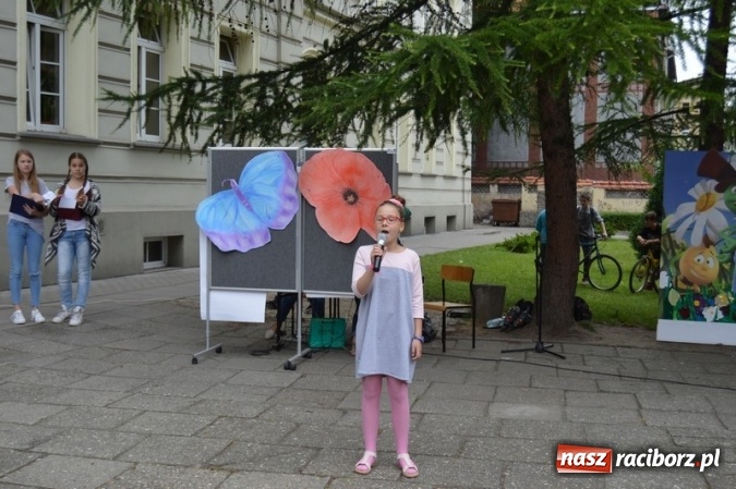 Zdjęcie w galerii na portalu naszraciborz.pl: Piknik rodzinny w SP 4  wiadomości z regionu