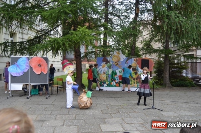 Zdjęcie w galerii na portalu naszraciborz.pl: Piknik rodzinny w SP 4  wiadomości z regionu