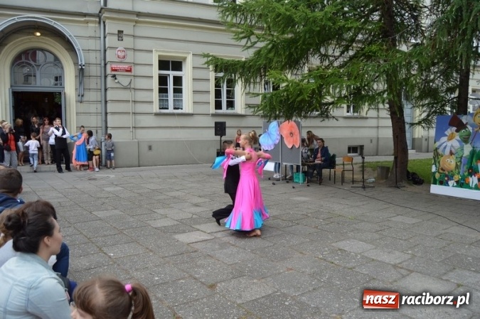 Zdjęcie w galerii na portalu naszraciborz.pl: Piknik rodzinny w SP 4  wiadomości z regionu