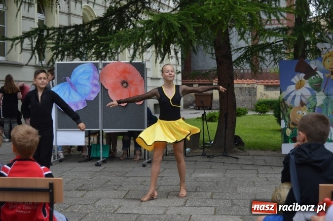 Zdjęcie w galerii na portalu naszraciborz.pl: Piknik rodzinny w SP 4  wiadomości z regionu