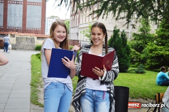 Zdjęcie w galerii na portalu naszraciborz.pl: Piknik rodzinny w SP 4  wiadomości z regionu