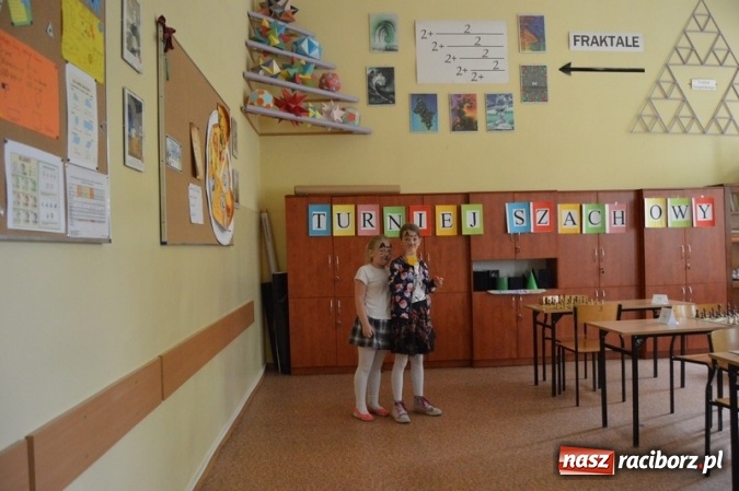 Zdjęcie w galerii na portalu naszraciborz.pl: Piknik rodzinny w SP 4  wiadomości z regionu