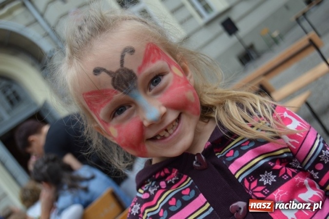 Zdjęcie w galerii na portalu naszraciborz.pl: Piknik rodzinny w SP 4  wiadomości z regionu