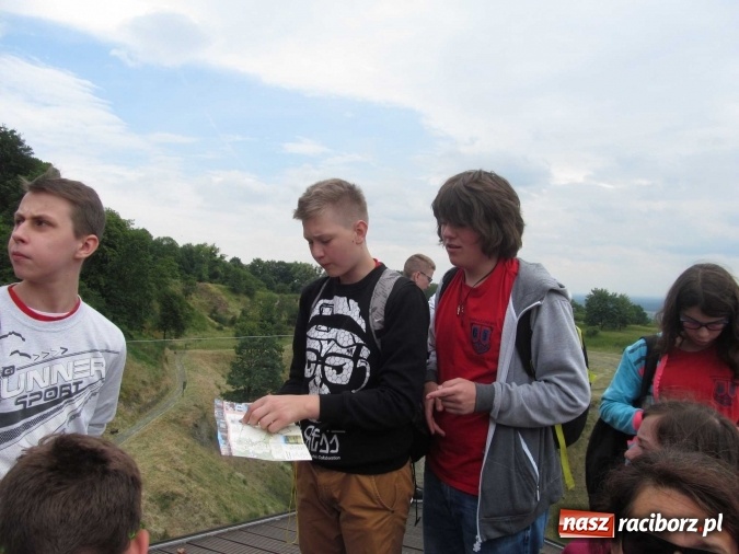 Zdjęcie w galerii na portalu naszraciborz.pl: Gimnazjaliści z Gimnazjum nr 5 na Górze Świętej Anny  wiadomości z regionu