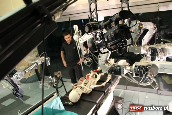 Zdjęcie w galerii na portalu naszraciborz.pl: Premiera nowego filmu realizatorów z RTK wiadomości z regionu