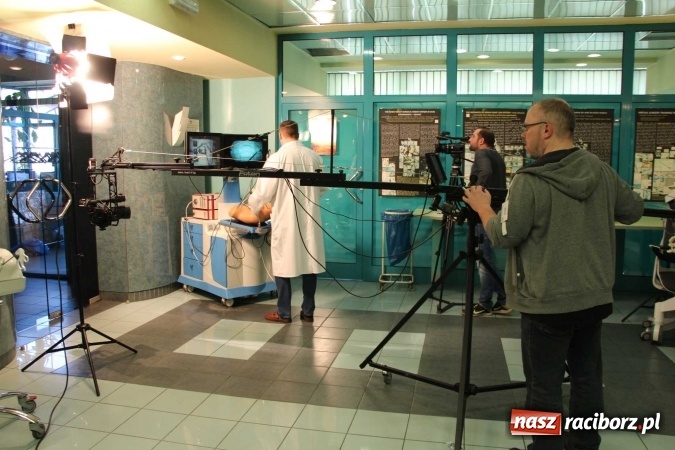 Zdjęcie w galerii na portalu naszraciborz.pl: Premiera nowego filmu realizatorów z RTK wiadomości z regionu