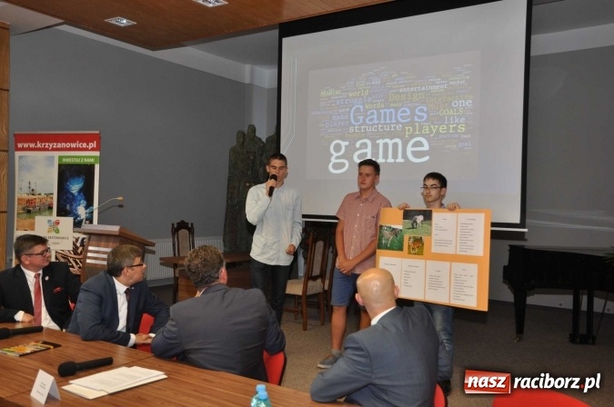 Zdjęcie w galerii na portalu naszraciborz.pl: Wojewoda śląski spotkał się z samorządowcami Krzyżanowic  wiadomości z regionu