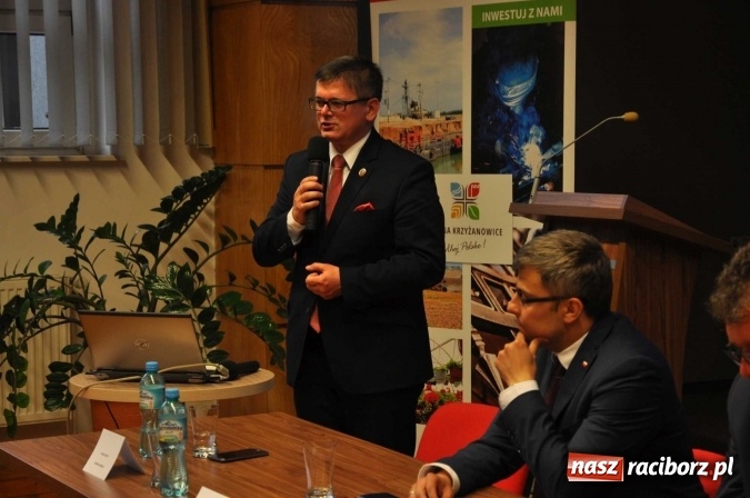 Zdjęcie w galerii na portalu naszraciborz.pl: Wojewoda śląski spotkał się z samorządowcami Krzyżanowic  wiadomości z regionu