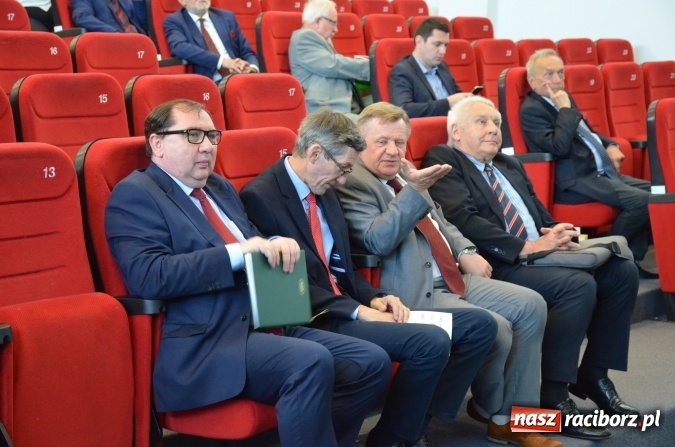 Zdjęcie w galerii na portalu naszraciborz.pl: Rewitalizacja miast tematem konferencji w Katowicach wiadomości z regionu