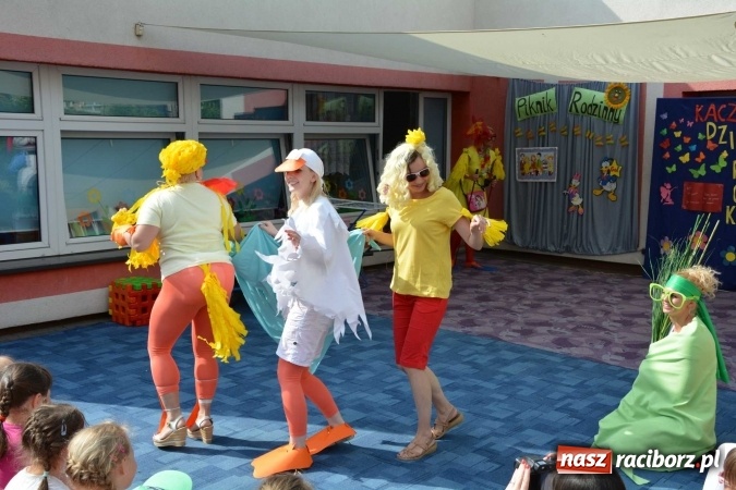 Zdjęcie w galerii na portalu naszraciborz.pl: Piknik rodzinny w Przedszkolu nr 15 w Raciborzu wiadomości z regionu