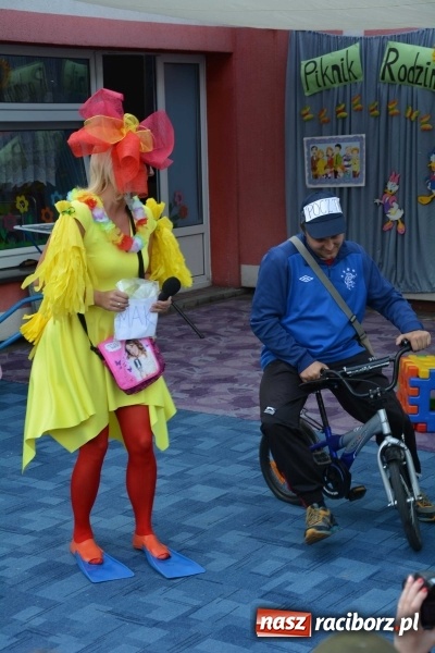 Zdjęcie w galerii na portalu naszraciborz.pl: Piknik rodzinny w Przedszkolu nr 15 w Raciborzu wiadomości z regionu
