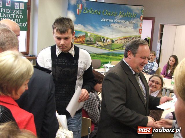 Zdjęcie w galerii na portalu naszraciborz.pl: Eksperci od bezpieczeństwa w rolnictwie wiadomości z regionu