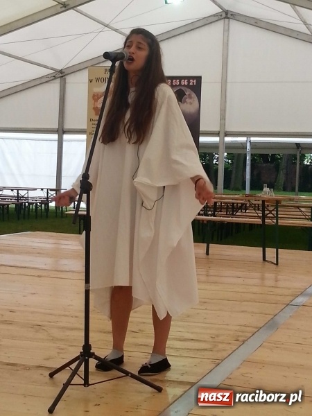 Zdjęcie w galerii na portalu naszraciborz.pl: IRREALIS po raz kolejny ze spektaklem w pałacu w Wojnowicach  wiadomości z regionu