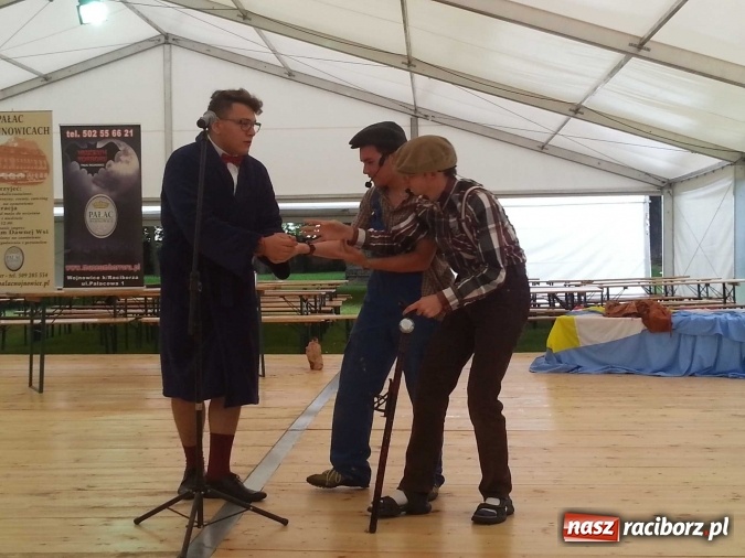 Zdjęcie w galerii na portalu naszraciborz.pl: IRREALIS po raz kolejny ze spektaklem w pałacu w Wojnowicach  wiadomości z regionu