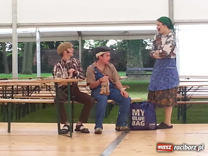 Zdjęcie w galerii na portalu naszraciborz.pl: IRREALIS po raz kolejny ze spektaklem w pałacu w Wojnowicach  wiadomości z regionu