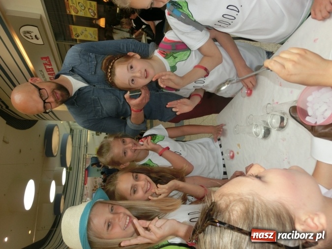 Zdjęcie w galerii na portalu naszraciborz.pl: SP 1 z Ostroga znów zgarnia nagrody  wiadomości z regionu