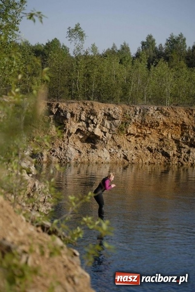 Zdjęcie w galerii na portalu naszraciborz.pl: Gdy wystarczająco długo patrzysz w otchłań, otchłań zaczyna patrzeć w Ciebie... wiadomości z regionu