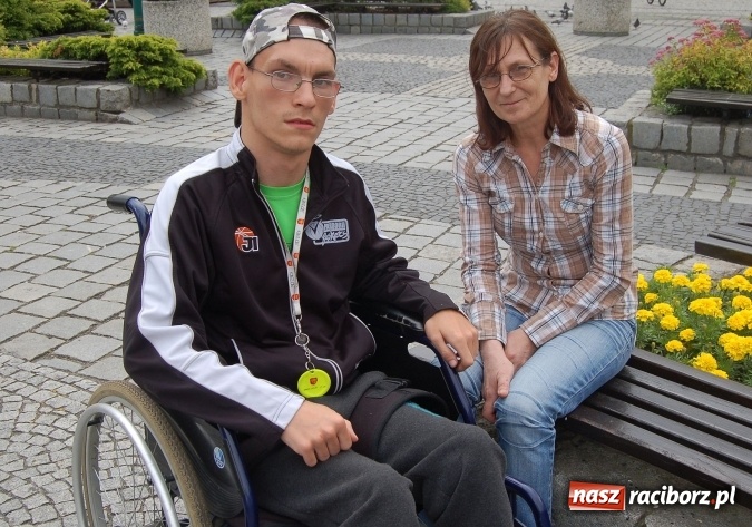 Zdjęcie w galerii na portalu naszraciborz.pl: Startowa Jedynka II Rafako Półmaratonu Racibórz sprzedana za 10 tys. zł  wiadomości z regionu