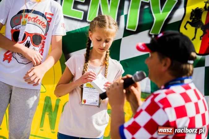 Zdjęcie w galerii na portalu naszraciborz.pl: Festyn ekologiczny z gokartami na raciborskim rynku wiadomości z regionu