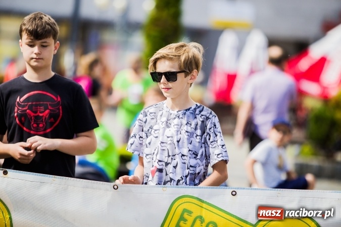Zdjęcie w galerii na portalu naszraciborz.pl: Festyn ekologiczny z gokartami na raciborskim rynku wiadomości z regionu