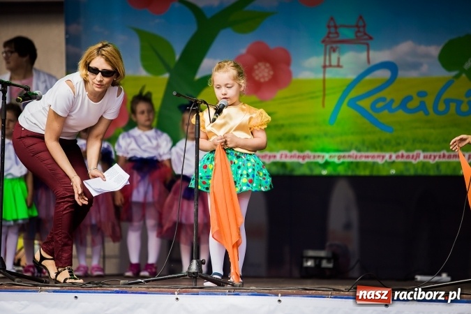 Zdjęcie w galerii na portalu naszraciborz.pl: Festyn ekologiczny z gokartami na raciborskim rynku wiadomości z regionu