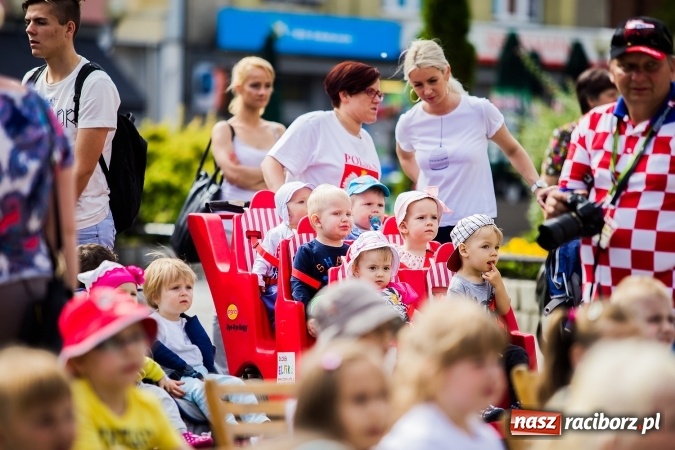 Zdjęcie w galerii na portalu naszraciborz.pl: Festyn ekologiczny z gokartami na raciborskim rynku wiadomości z regionu
