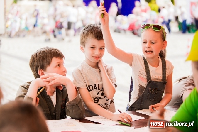 Zdjęcie w galerii na portalu naszraciborz.pl: Festyn ekologiczny z gokartami na raciborskim rynku wiadomości z regionu