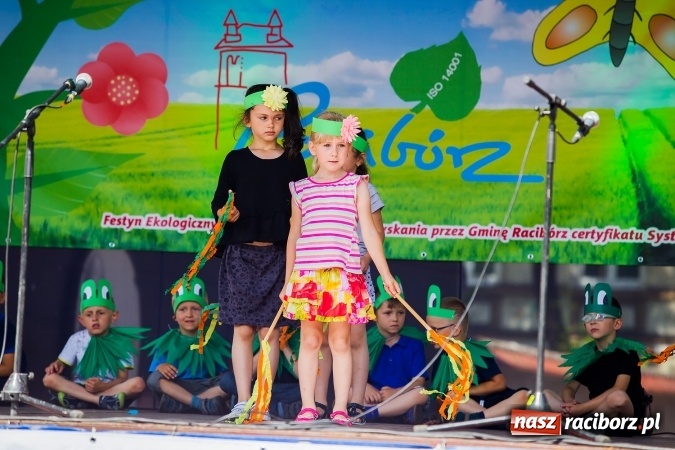 Zdjęcie w galerii na portalu naszraciborz.pl: Festyn ekologiczny z gokartami na raciborskim rynku wiadomości z regionu