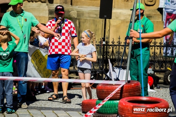 Zdjęcie w galerii na portalu naszraciborz.pl: Festyn ekologiczny z gokartami na raciborskim rynku wiadomości z regionu
