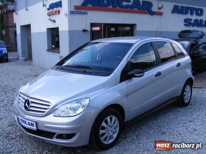 Zdjęcie w galerii na portalu naszraciborz.pl: Kup samochód na wakacje wiadomości z regionu