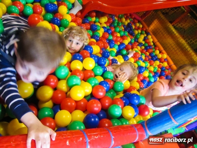 Zdjęcie w galerii na portalu naszraciborz.pl: Wakacje pod szczęśliwą 7 w Crazy Club  wiadomości z regionu