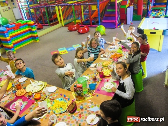 Zdjęcie w galerii na portalu naszraciborz.pl: Wakacje pod szczęśliwą 7 w Crazy Club  wiadomości z regionu