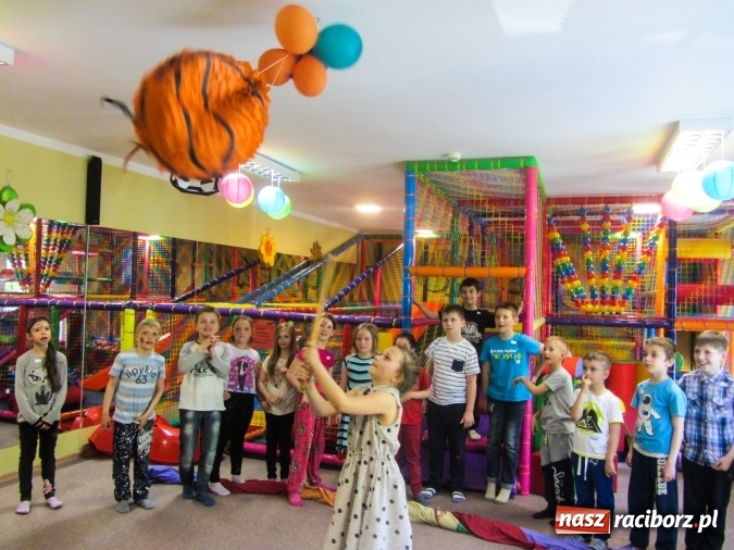 Zdjęcie w galerii na portalu naszraciborz.pl: Wakacje pod szczęśliwą 7 w Crazy Club  wiadomości z regionu