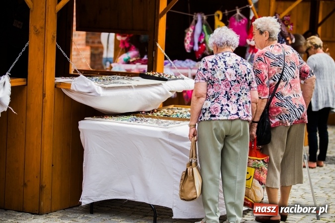 Zdjęcie w galerii na portalu naszraciborz.pl: Tegoroczny Jarmark św. Marcelego właśnie ruszył wiadomości z regionu