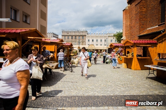 Zdjęcie w galerii na portalu naszraciborz.pl: Tegoroczny Jarmark św. Marcelego właśnie ruszył wiadomości z regionu