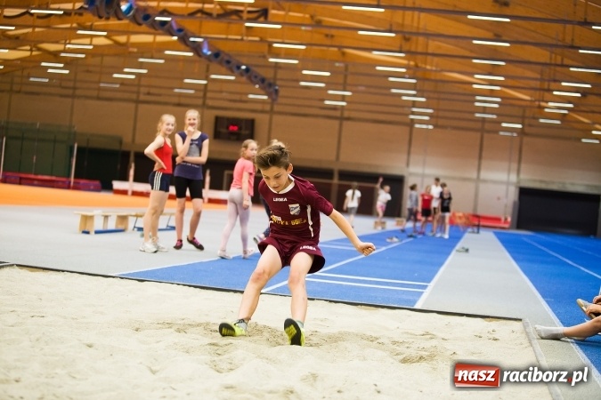 Zdjęcie w galerii na portalu naszraciborz.pl: Młodzież z Polski i Czech rywalizowała w Olimpiadzie wiadomości z regionu