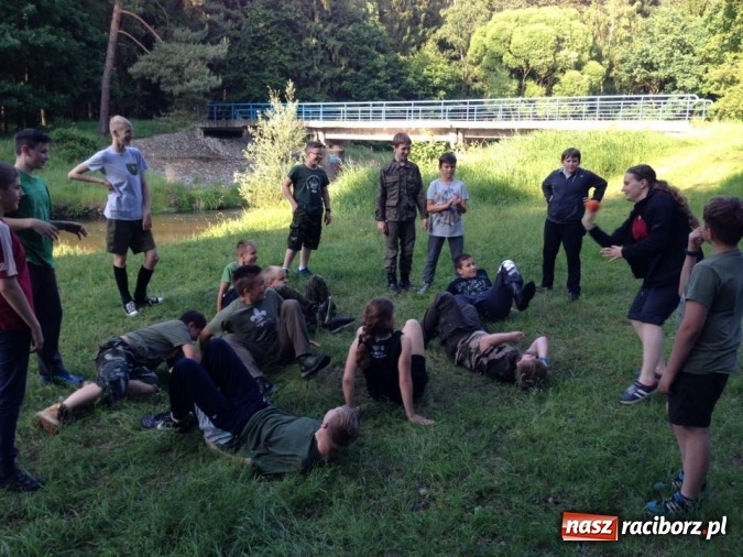 Zdjęcie w galerii na portalu naszraciborz.pl: Raciborscy harcerze biwakowali w lesie  wiadomości z regionu