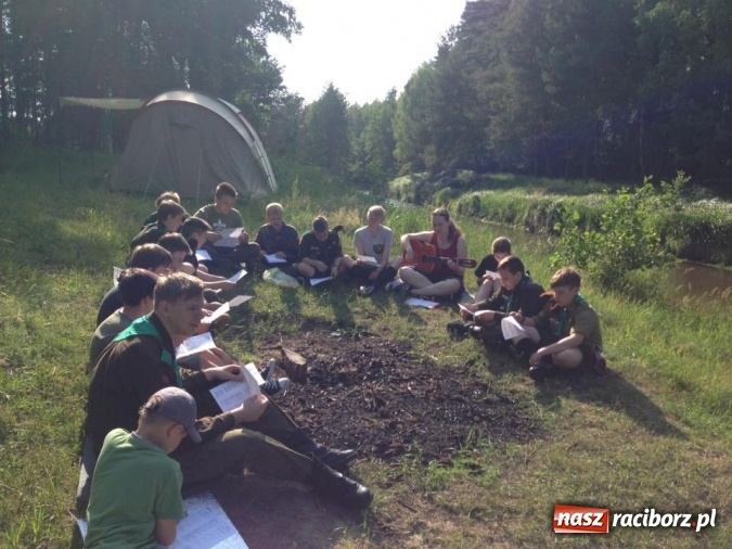 Zdjęcie w galerii na portalu naszraciborz.pl: Raciborscy harcerze biwakowali w lesie  wiadomości z regionu