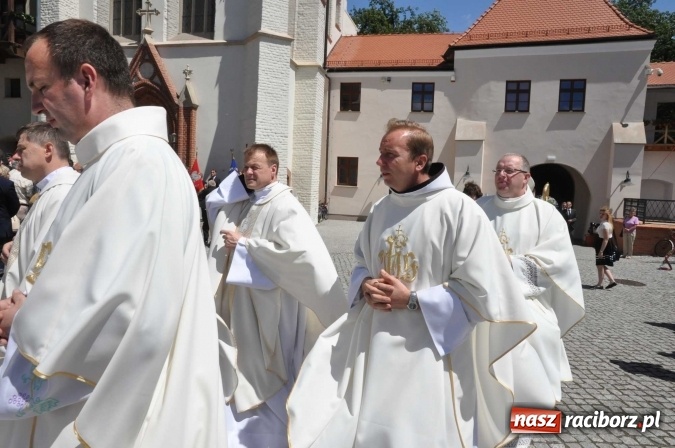 Zdjęcie w galerii na portalu naszraciborz.pl: Nie od nas się wszystko zaczęło - kaplica św. Tomasza Kantuaryjskiego na raciborskim zamku zn&oacute;w jaśnieje pełnym blaskiem wiadomości z regionu