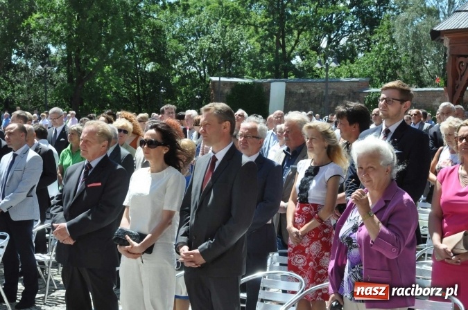 Zdjęcie w galerii na portalu naszraciborz.pl: Nie od nas się wszystko zaczęło - kaplica św. Tomasza Kantuaryjskiego na raciborskim zamku zn&oacute;w jaśnieje pełnym blaskiem wiadomości z regionu