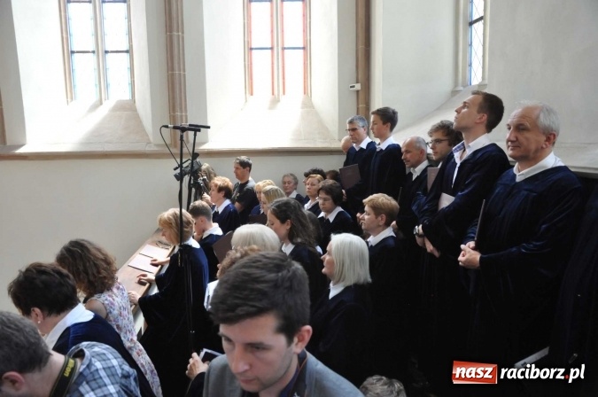 Zdjęcie w galerii na portalu naszraciborz.pl: Nie od nas się wszystko zaczęło - kaplica św. Tomasza Kantuaryjskiego na raciborskim zamku zn&oacute;w jaśnieje pełnym blaskiem wiadomości z regionu