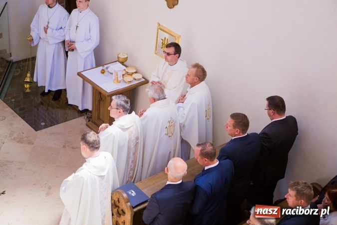 Zdjęcie w galerii na portalu naszraciborz.pl: Nie od nas się wszystko zaczęło - kaplica św. Tomasza Kantuaryjskiego na raciborskim zamku zn&oacute;w jaśnieje pełnym blaskiem wiadomości z regionu