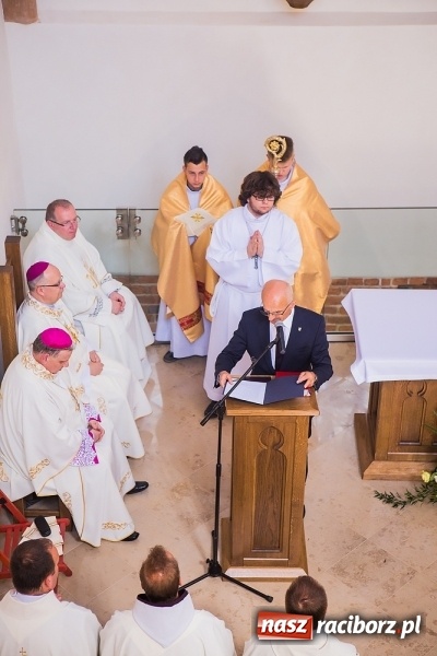 Zdjęcie w galerii na portalu naszraciborz.pl: Nie od nas się wszystko zaczęło - kaplica św. Tomasza Kantuaryjskiego na raciborskim zamku zn&oacute;w jaśnieje pełnym blaskiem wiadomości z regionu