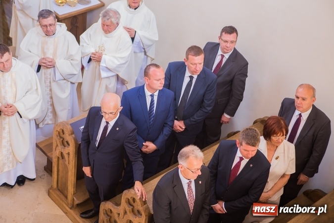 Zdjęcie w galerii na portalu naszraciborz.pl: Nie od nas się wszystko zaczęło - kaplica św. Tomasza Kantuaryjskiego na raciborskim zamku zn&oacute;w jaśnieje pełnym blaskiem wiadomości z regionu