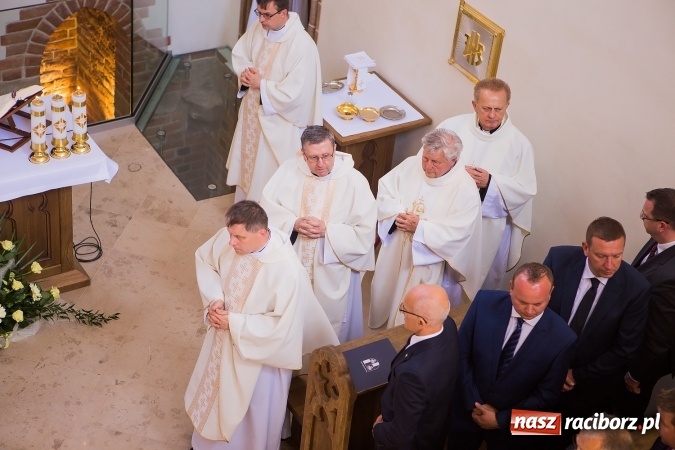 Zdjęcie w galerii na portalu naszraciborz.pl: Nie od nas się wszystko zaczęło - kaplica św. Tomasza Kantuaryjskiego na raciborskim zamku zn&oacute;w jaśnieje pełnym blaskiem wiadomości z regionu