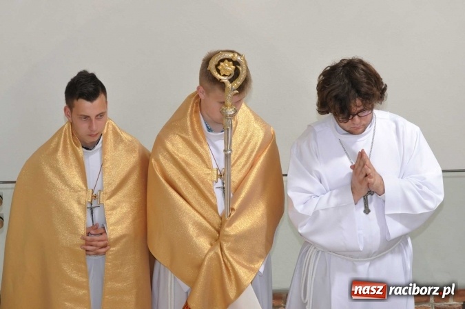 Zdjęcie w galerii na portalu naszraciborz.pl: Nie od nas się wszystko zaczęło - kaplica św. Tomasza Kantuaryjskiego na raciborskim zamku zn&oacute;w jaśnieje pełnym blaskiem wiadomości z regionu