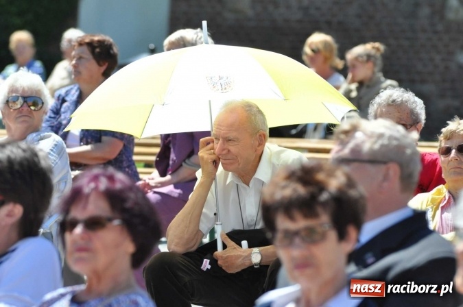 Zdjęcie w galerii na portalu naszraciborz.pl: Nie od nas się wszystko zaczęło - kaplica św. Tomasza Kantuaryjskiego na raciborskim zamku zn&oacute;w jaśnieje pełnym blaskiem wiadomości z regionu
